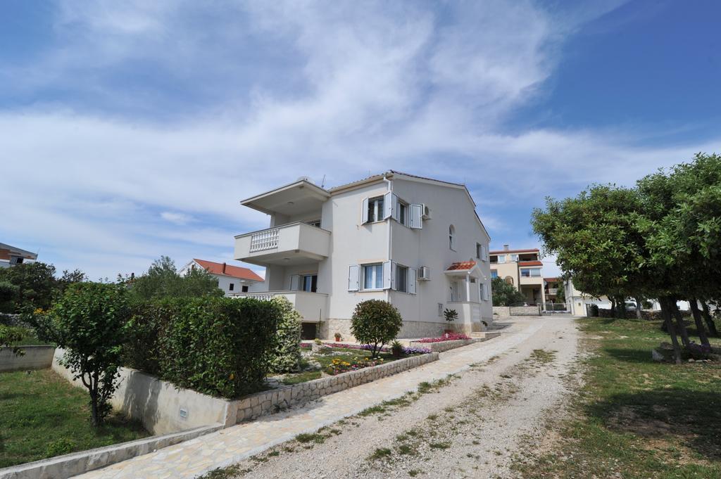 Villa Luna With Seaview Apartmán Petrcane