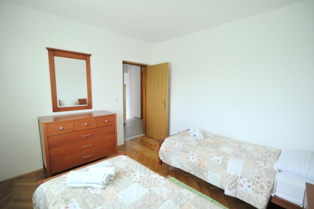 Villa Luna With Seaview Apartment