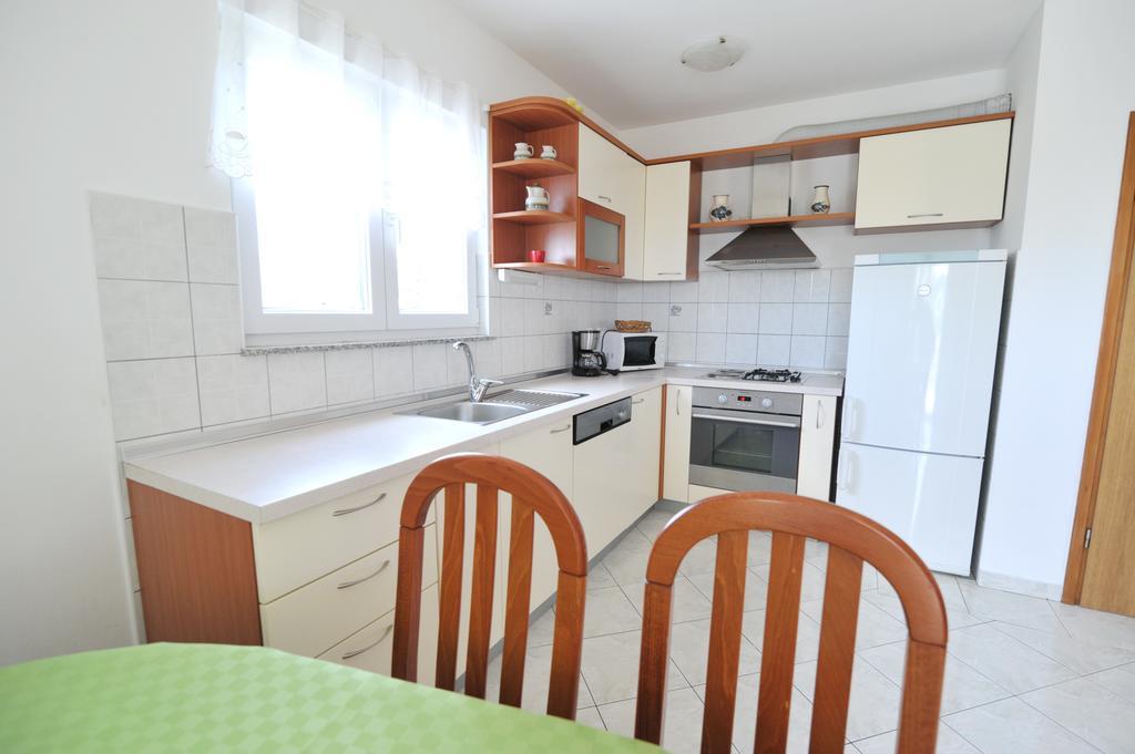 Villa Luna With Seaview Apartment *