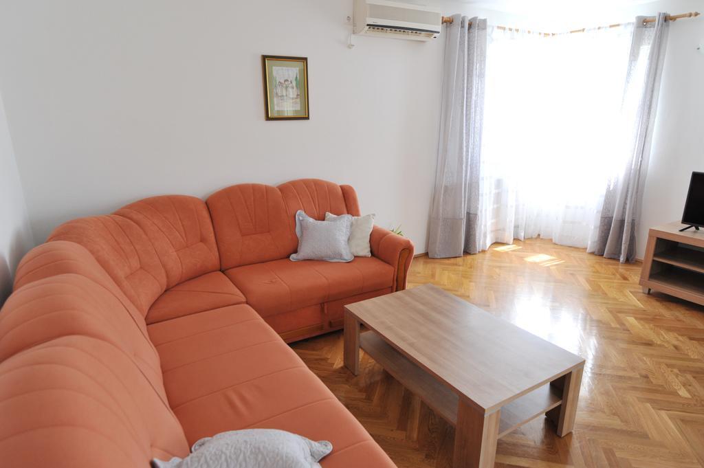 Villa Luna With Seaview Apartment